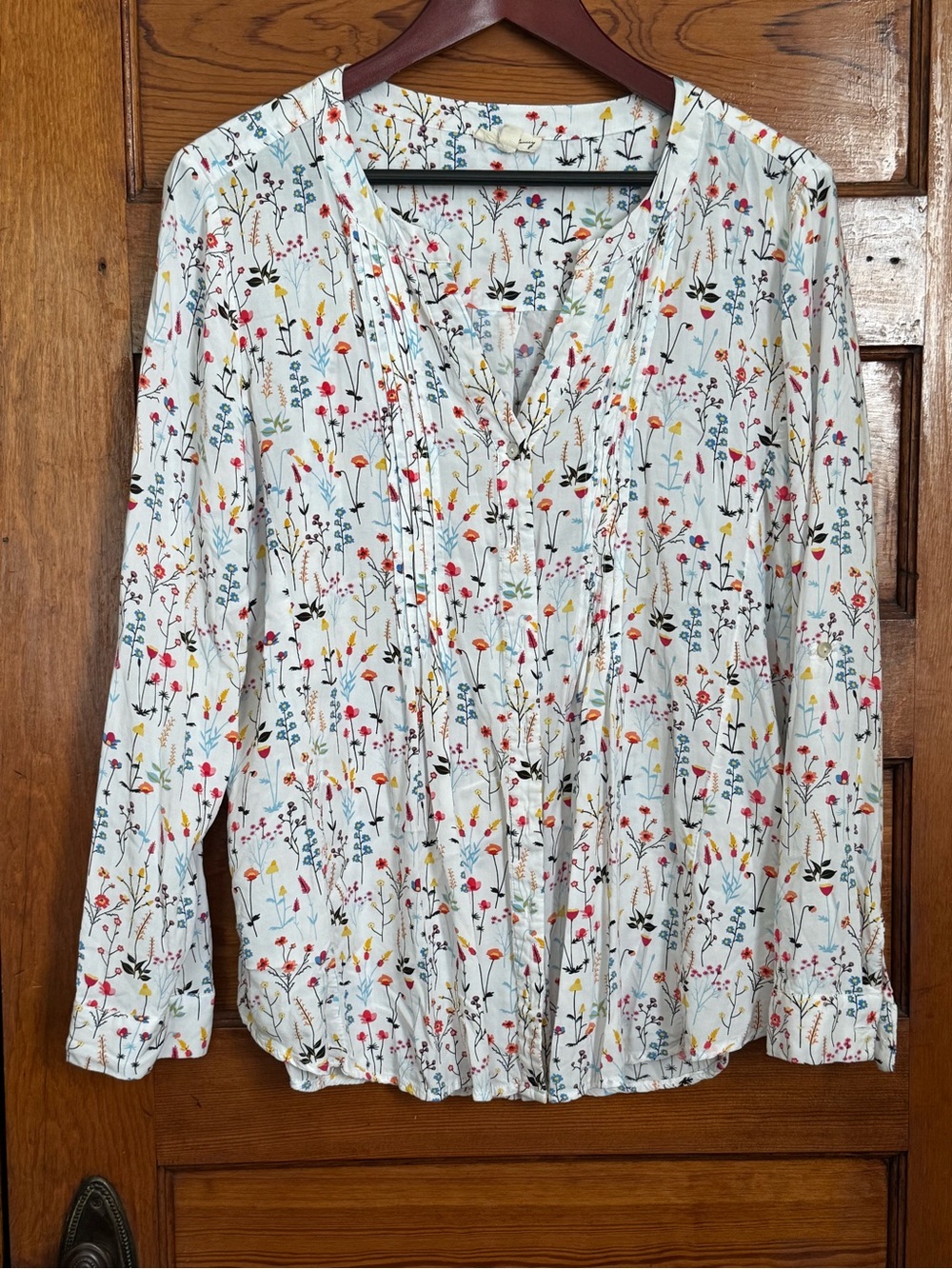 Jane and Delancey Floral Pintuck Long Sleeve Top White with Floral Size XL